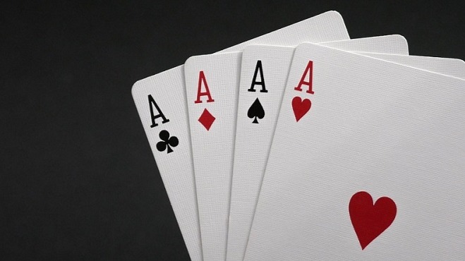 Poker - Azar o Habilidad