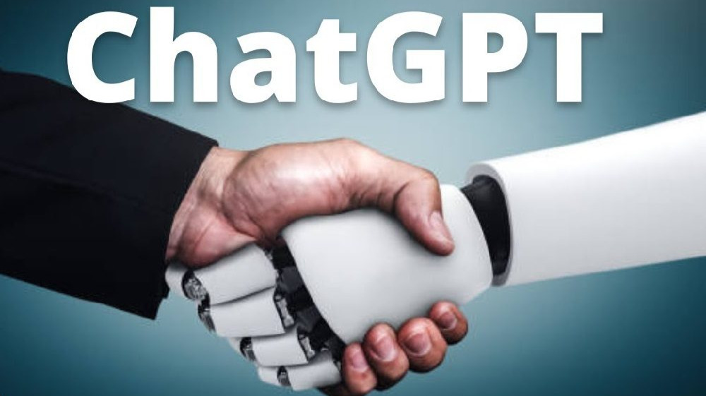 IA everywhere: chatgpt and alternatives