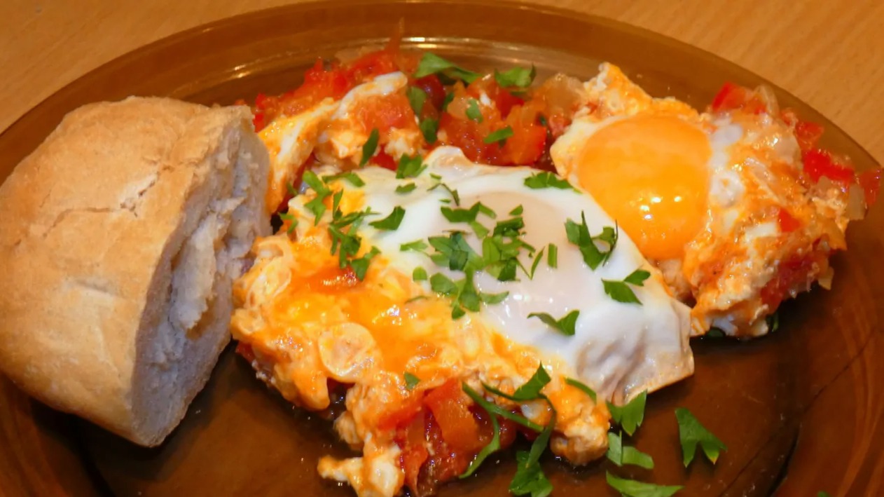 Shakshuka (Szakszuka), Shakshouka, a brilliant vegetable and egg dish