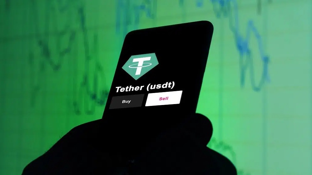 Massive minting of the USDT took place amid the rise in the price of bitcoin to $71,000 which is a bullish signal for BTC.