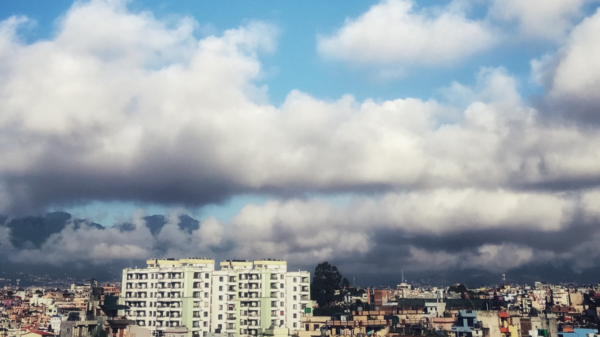 Skieand clouds that take me back in time