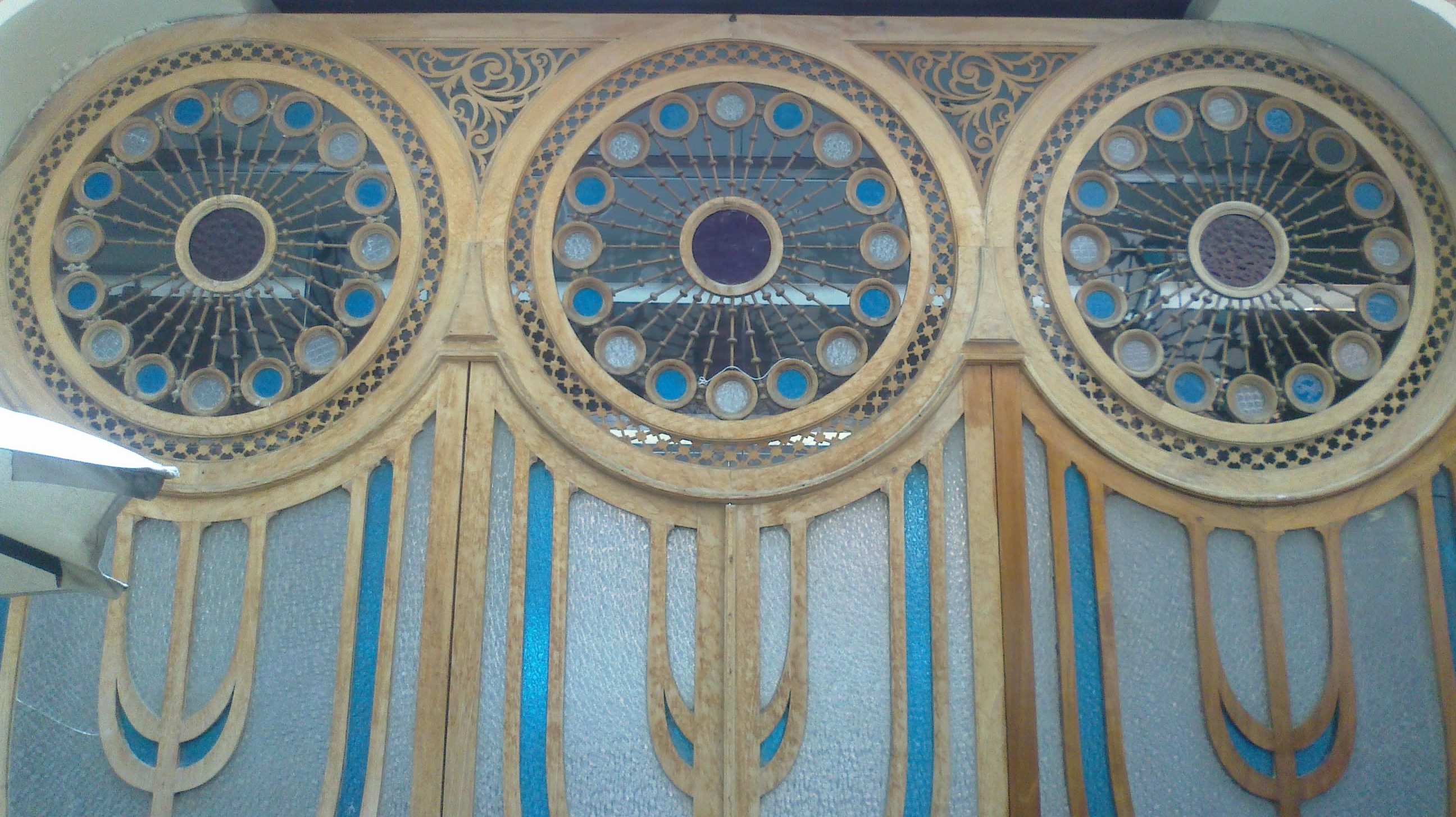 Stained glass window in Rosette