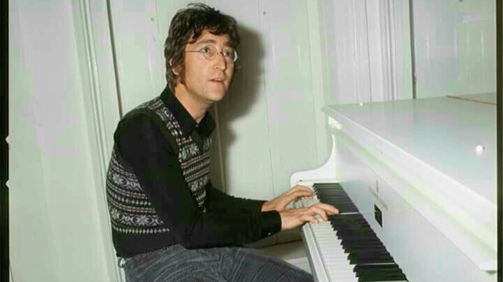 image link: https://diariodosbeatles.blogspot.com/2021/09/john-lennon-escreveu-imagine-para.html