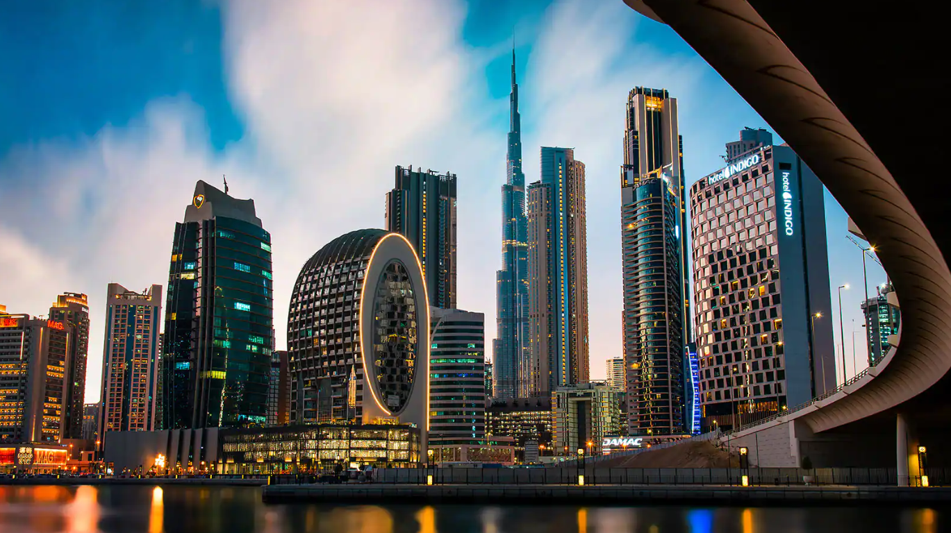 https://www.visitdubai.com/it/explore-dubai/dubai-neighbourhoods/business-bay
