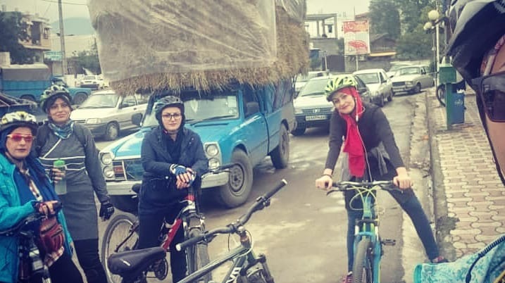 Cycling on The Road, Against The Threat of Truckers