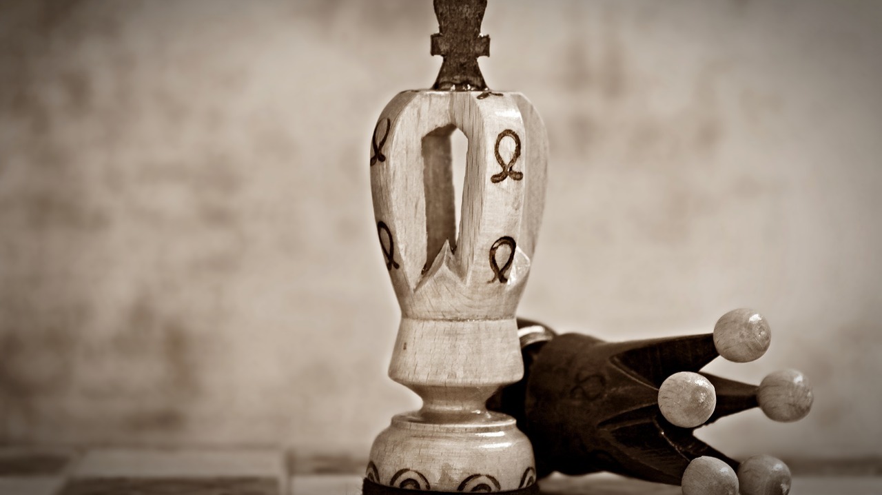 chess white king wins