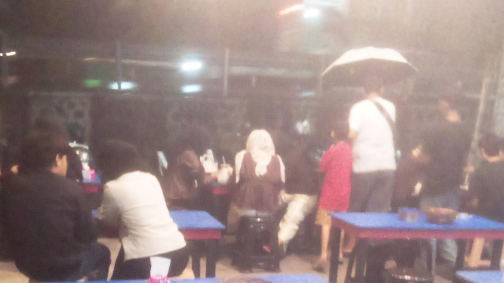 waiting for my order under the rain in a cafe